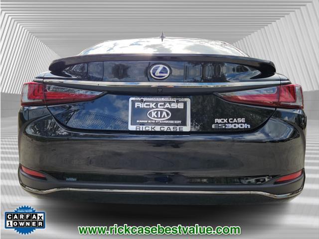 used 2022 Lexus ES 300h car, priced at $32,990