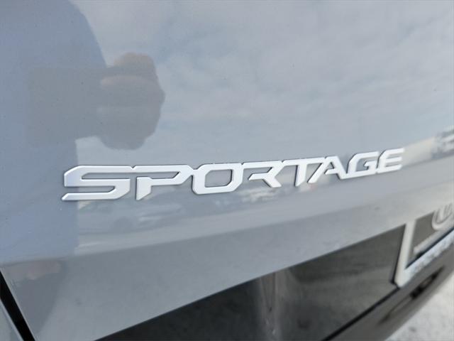 new 2025 Kia Sportage car, priced at $35,798