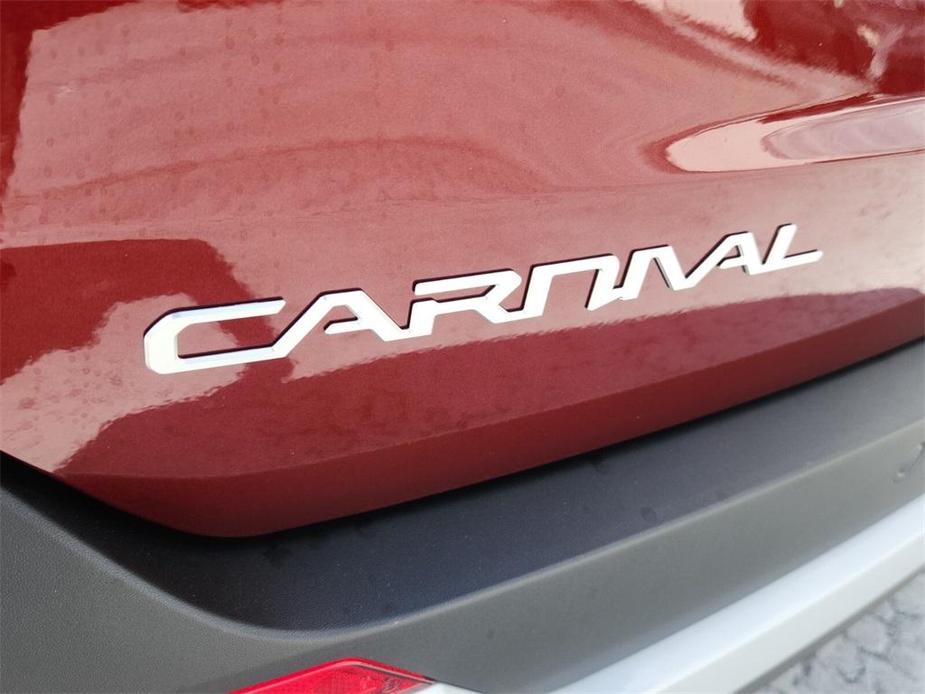 new 2025 Kia Carnival car, priced at $40,160