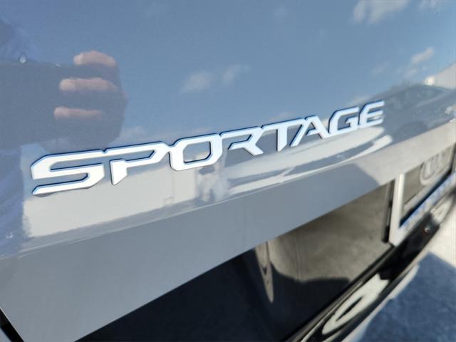 new 2025 Kia Sportage car, priced at $36,013