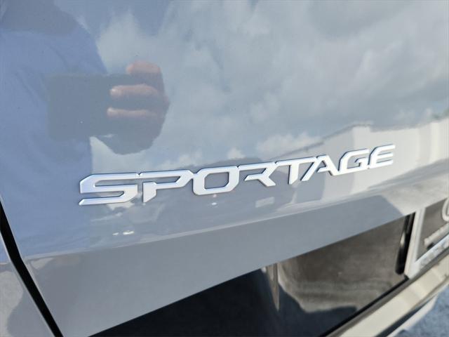 new 2025 Kia Sportage car, priced at $34,013