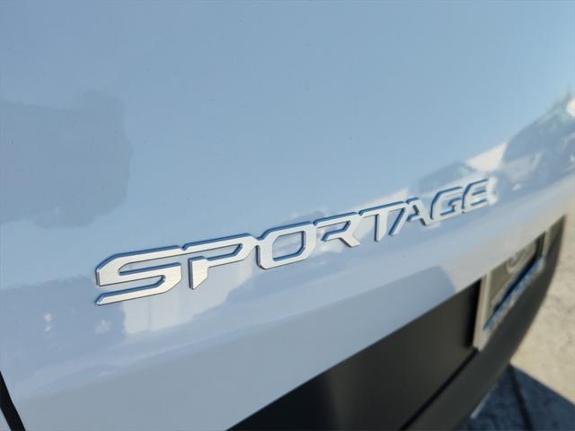 new 2025 Kia Sportage car, priced at $30,734