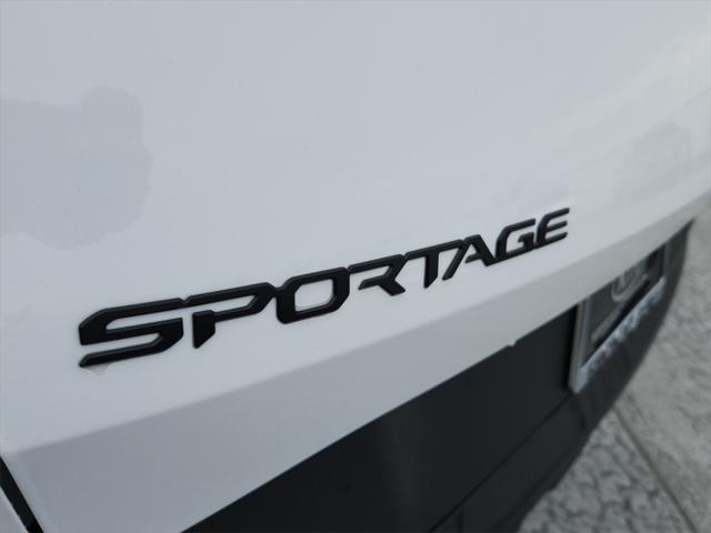 new 2025 Kia Sportage car, priced at $33,148