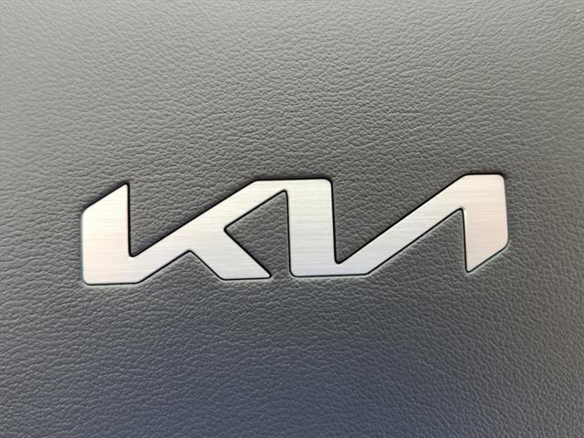 new 2025 Kia Niro car, priced at $33,640