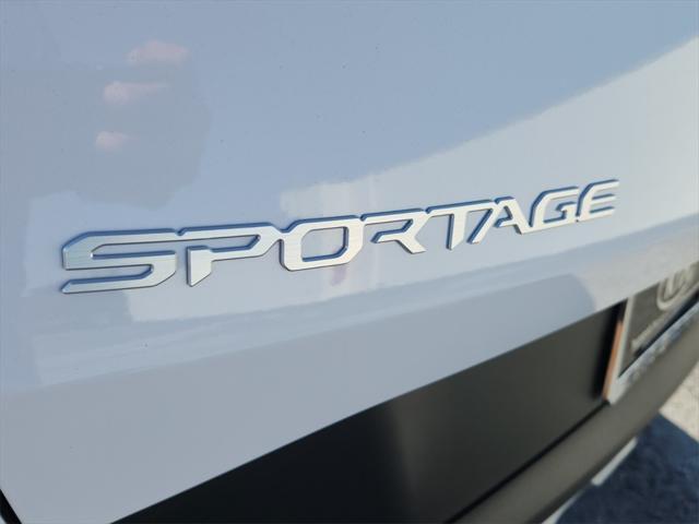 new 2025 Kia Sportage car, priced at $30,951