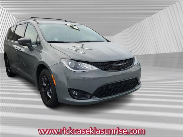 used 2020 Chrysler Pacifica car, priced at $23,579