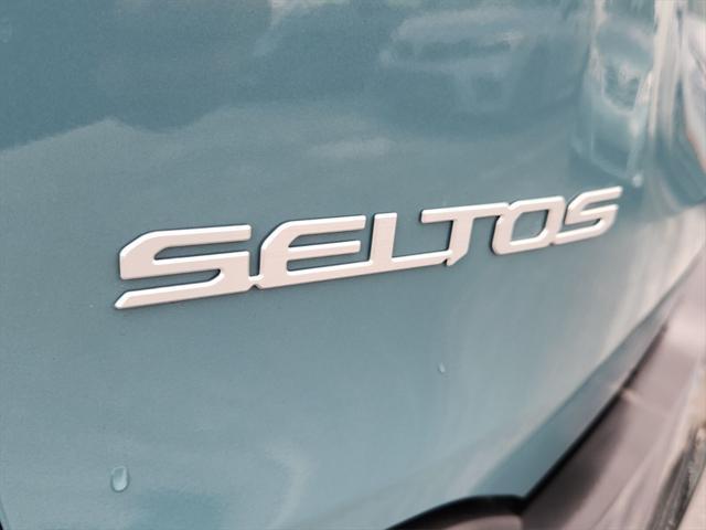 new 2025 Kia Seltos car, priced at $27,991