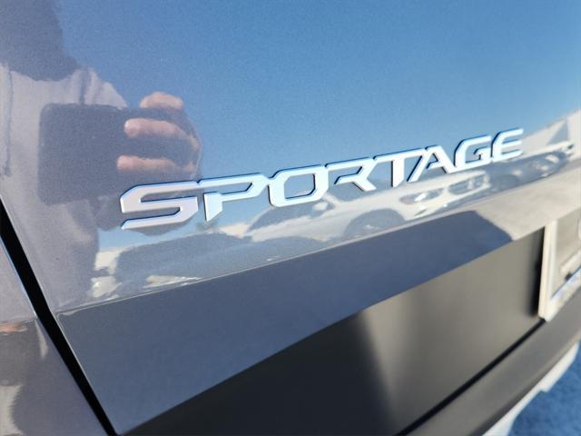 new 2025 Kia Sportage car, priced at $30,361