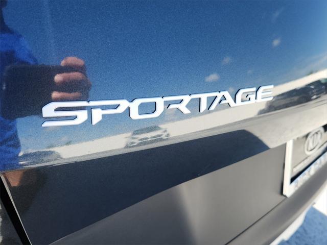 new 2025 Kia Sportage car, priced at $30,734