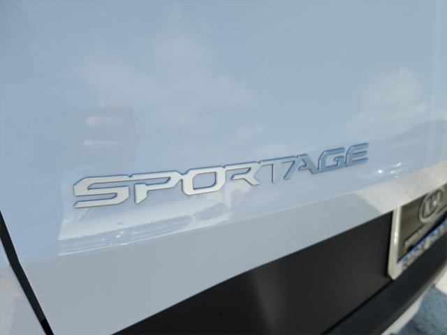 new 2025 Kia Sportage car, priced at $30,946