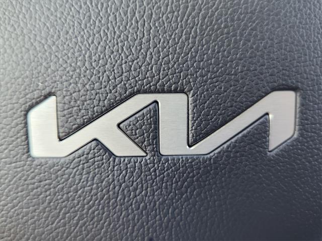 new 2025 Kia Carnival car, priced at $44,360