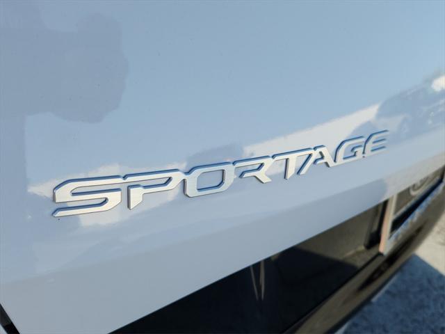 new 2025 Kia Sportage car, priced at $34,013