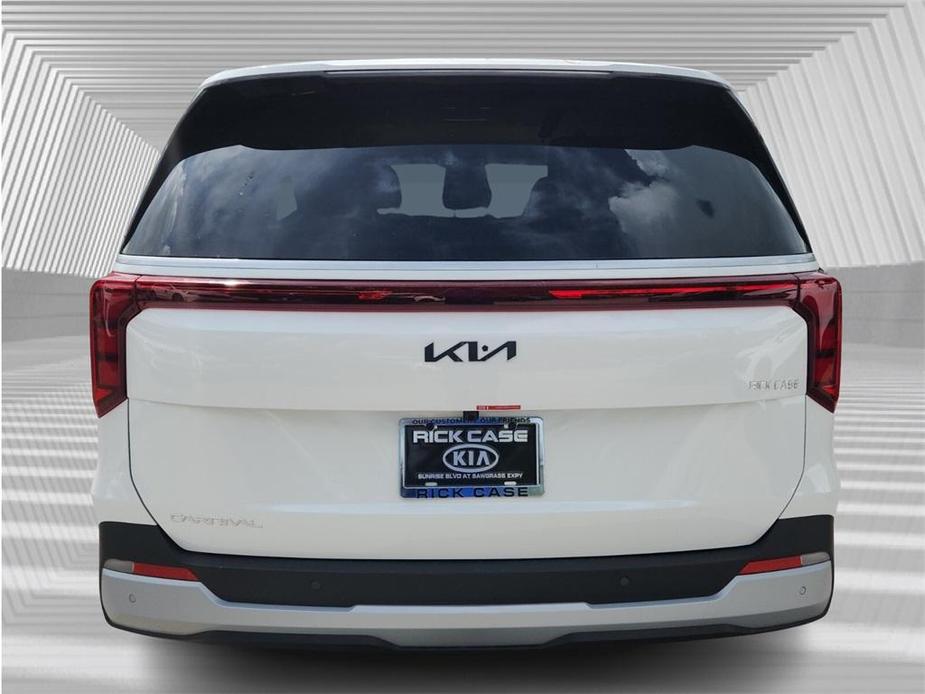 new 2025 Kia Carnival car, priced at $40,655