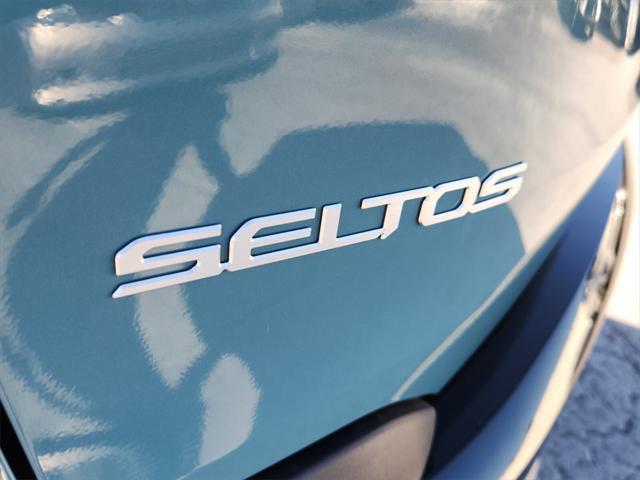 new 2025 Kia Seltos car, priced at $26,612