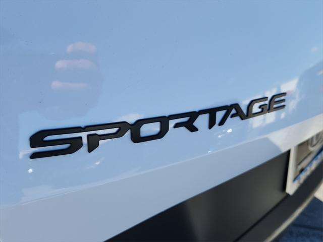 new 2025 Kia Sportage car, priced at $33,148