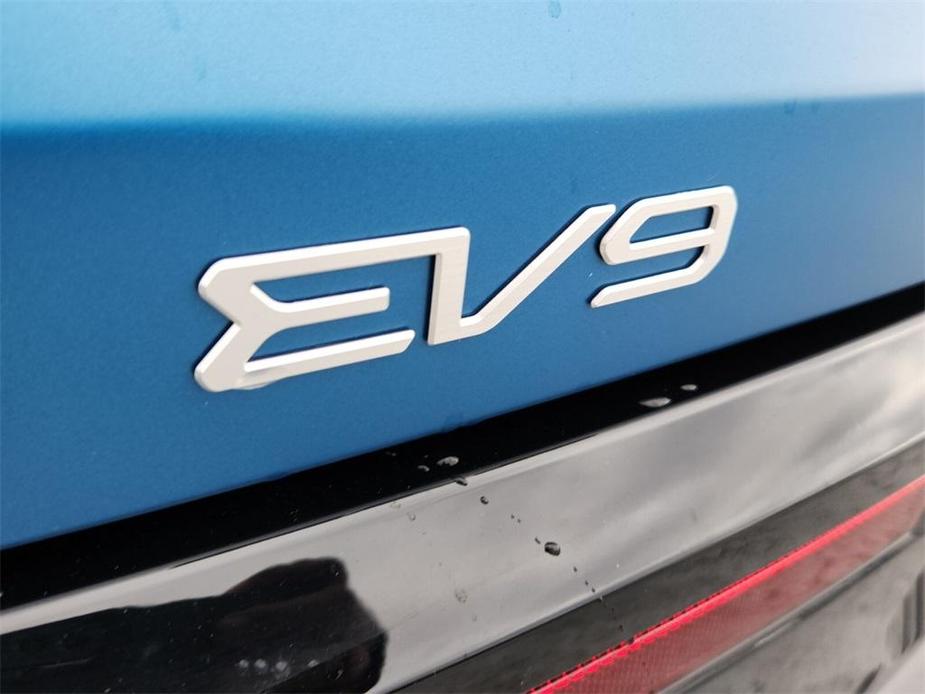 new 2024 Kia EV9 car, priced at $67,435