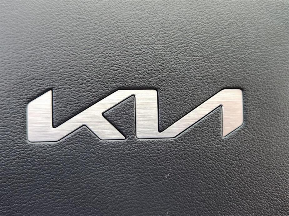 new 2024 Kia Niro Plug-In Hybrid car, priced at $35,908