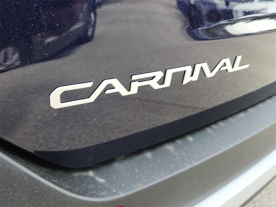 new 2025 Kia Carnival car, priced at $40,160