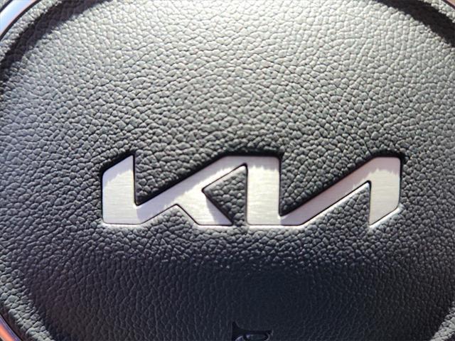 new 2025 Kia Carnival car, priced at $52,755