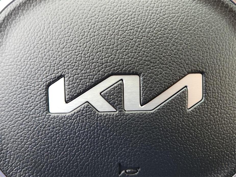 new 2025 Kia Carnival car, priced at $40,655