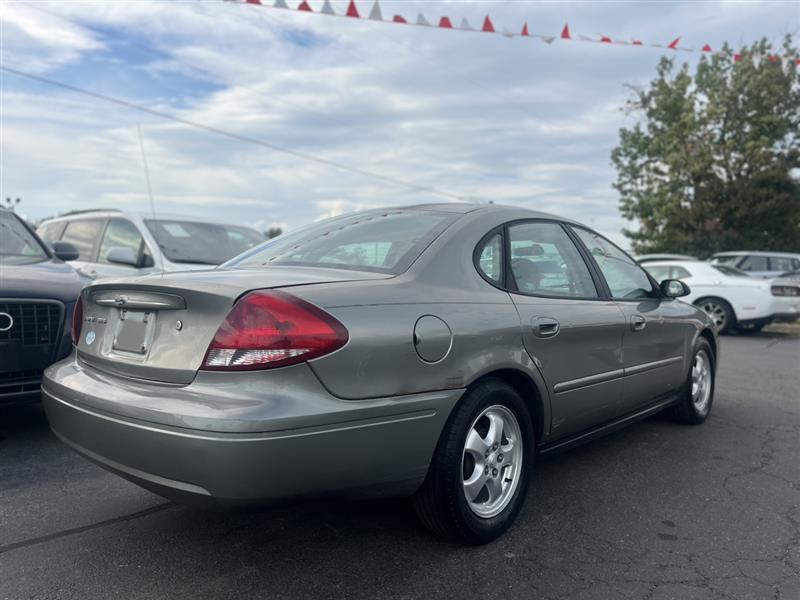 used 2004 Ford Taurus car, priced at $1,992