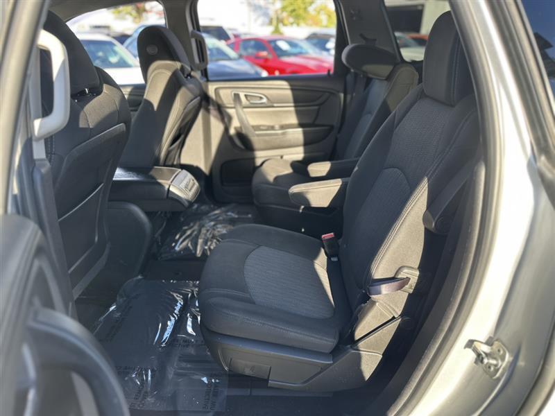 used 2014 Chevrolet Traverse car, priced at $8,992