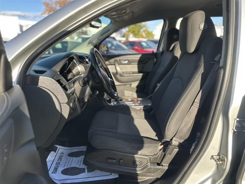 used 2014 Chevrolet Traverse car, priced at $8,992