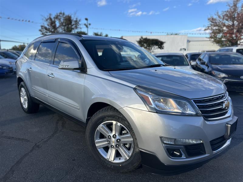 used 2014 Chevrolet Traverse car, priced at $8,992