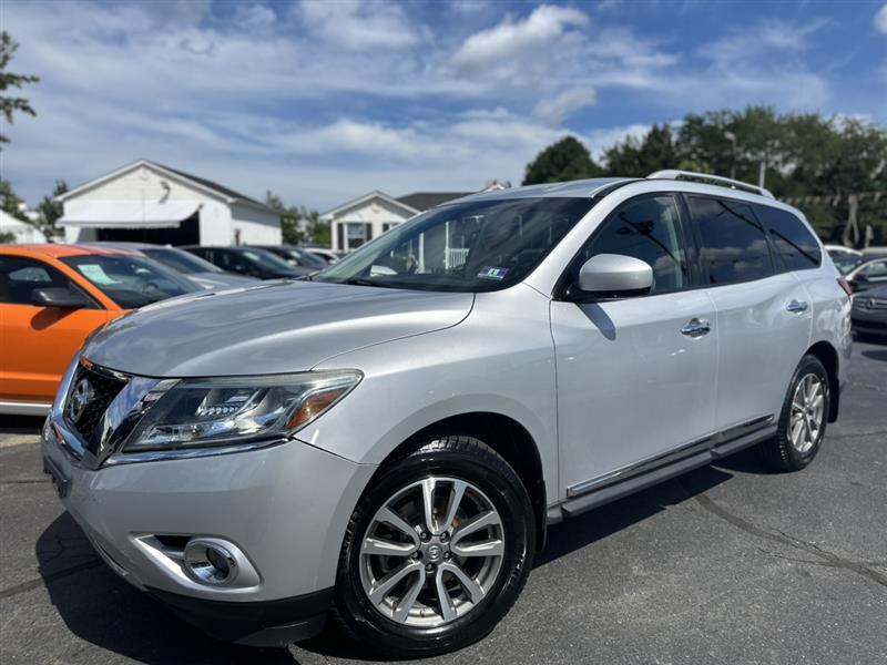used 2015 Nissan Pathfinder car, priced at $9,390