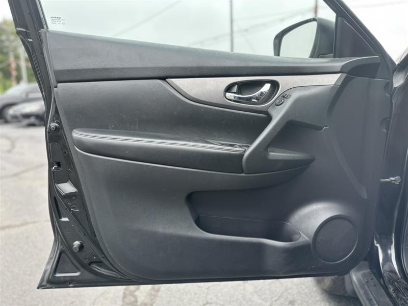 used 2016 Nissan Rogue car, priced at $7,991