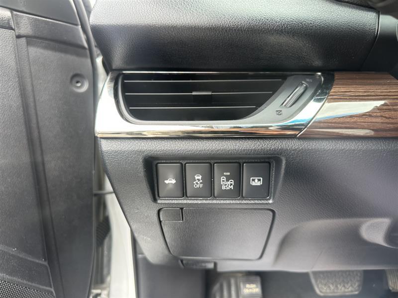 used 2013 Toyota Avalon car, priced at $8,990
