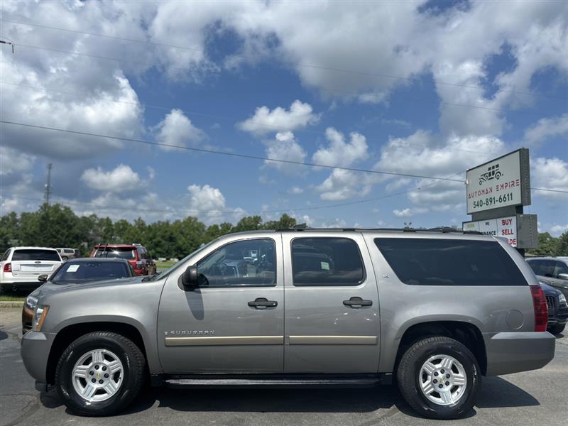 used 2007 Chevrolet Suburban car, priced at $6,990