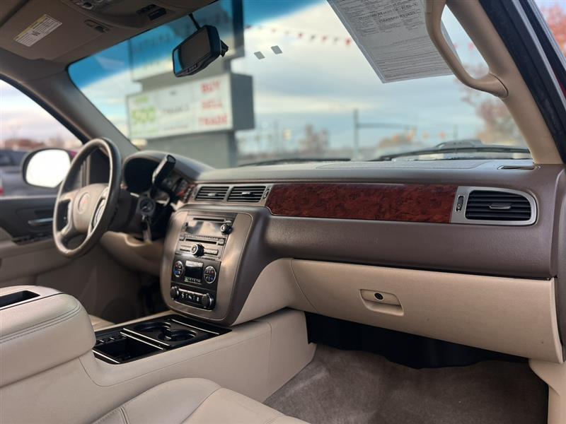 used 2013 GMC Yukon XL car