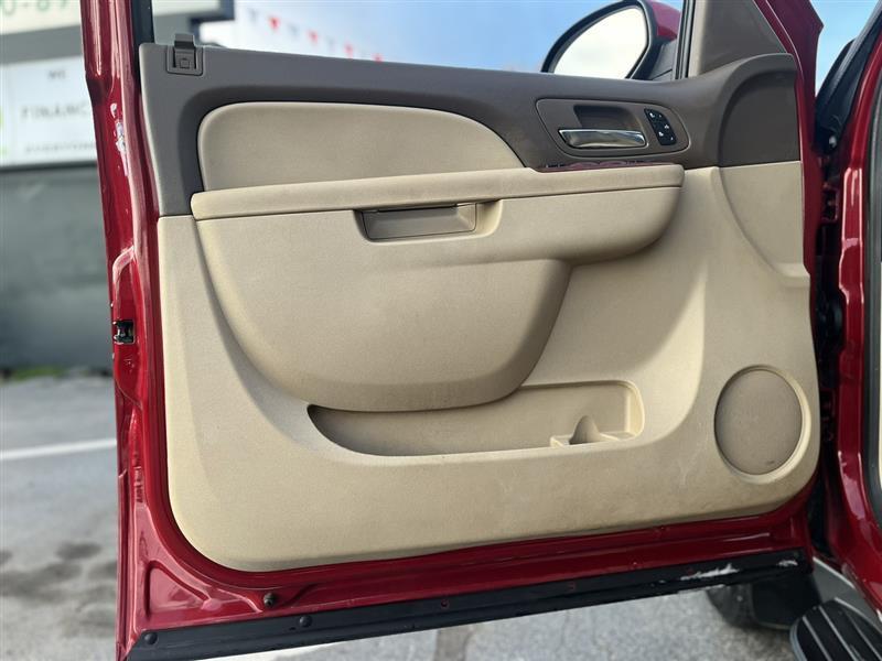 used 2013 GMC Yukon XL car