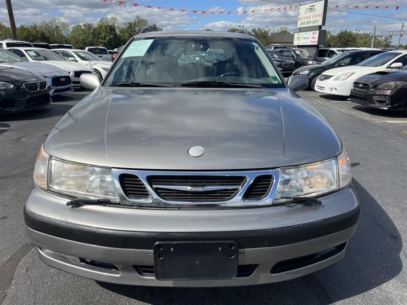 used 2001 Saab 9-5 car, priced at $2,490