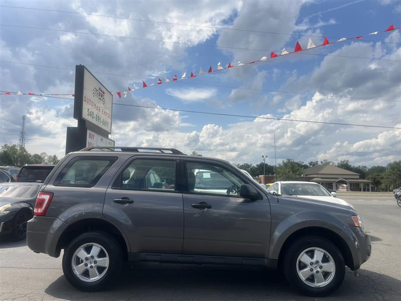 used 2012 Ford Escape car, priced at $3,992
