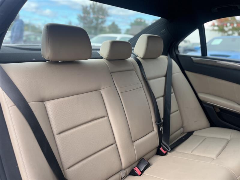 used 2010 Mercedes-Benz E-Class car