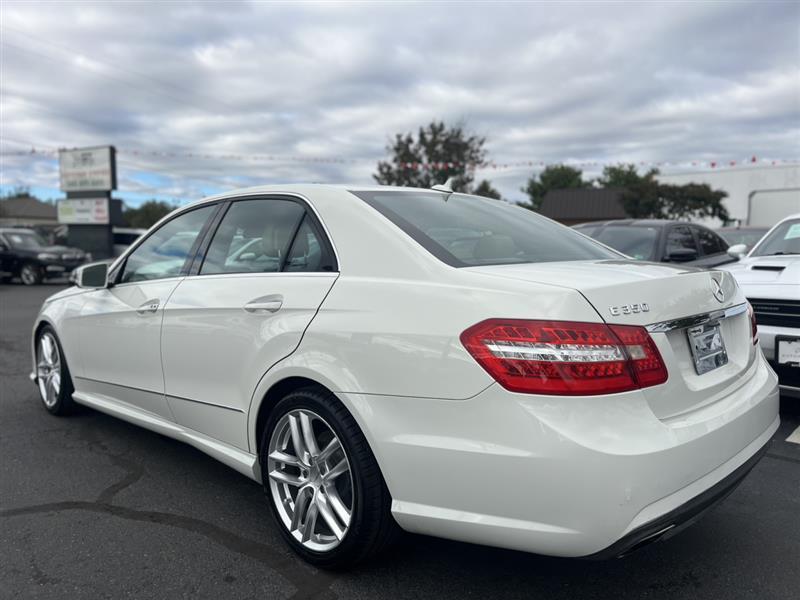 used 2010 Mercedes-Benz E-Class car