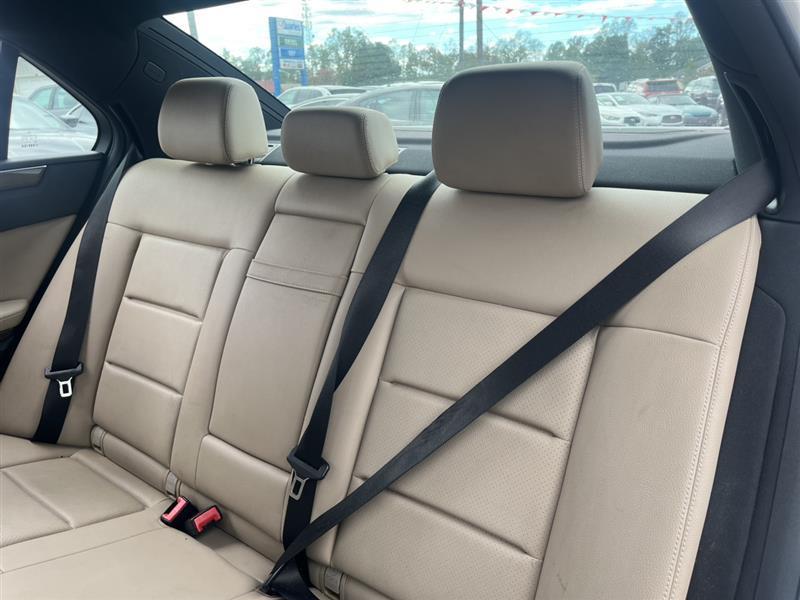 used 2010 Mercedes-Benz E-Class car