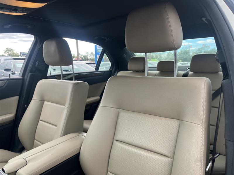 used 2010 Mercedes-Benz E-Class car