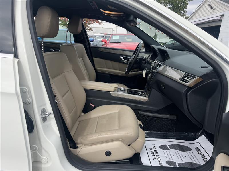 used 2010 Mercedes-Benz E-Class car