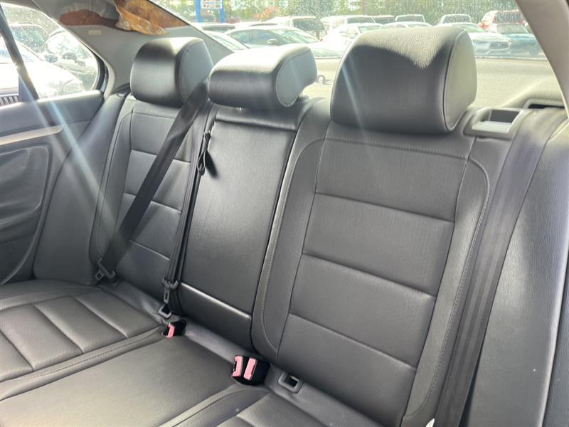 used 2006 Volkswagen Jetta car, priced at $6,990