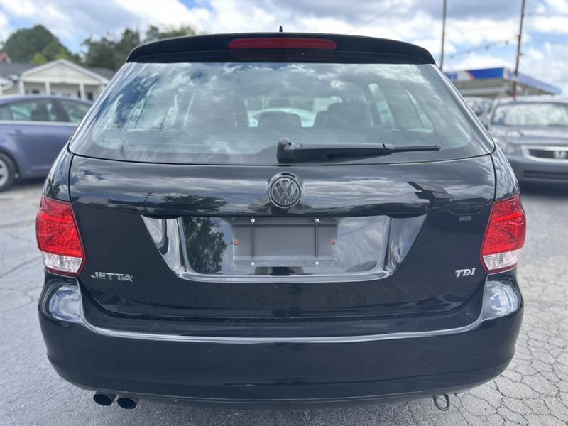 used 2013 Volkswagen Jetta SportWagen car, priced at $8,291