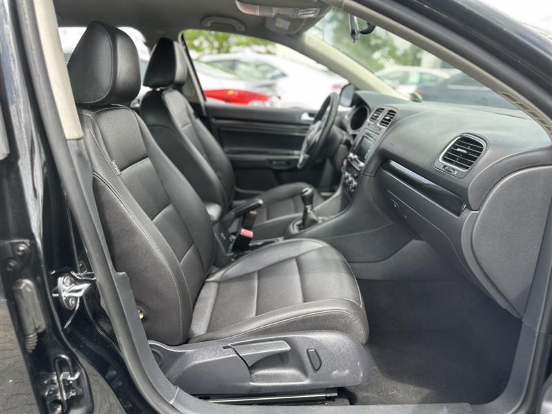 used 2013 Volkswagen Jetta SportWagen car, priced at $8,291