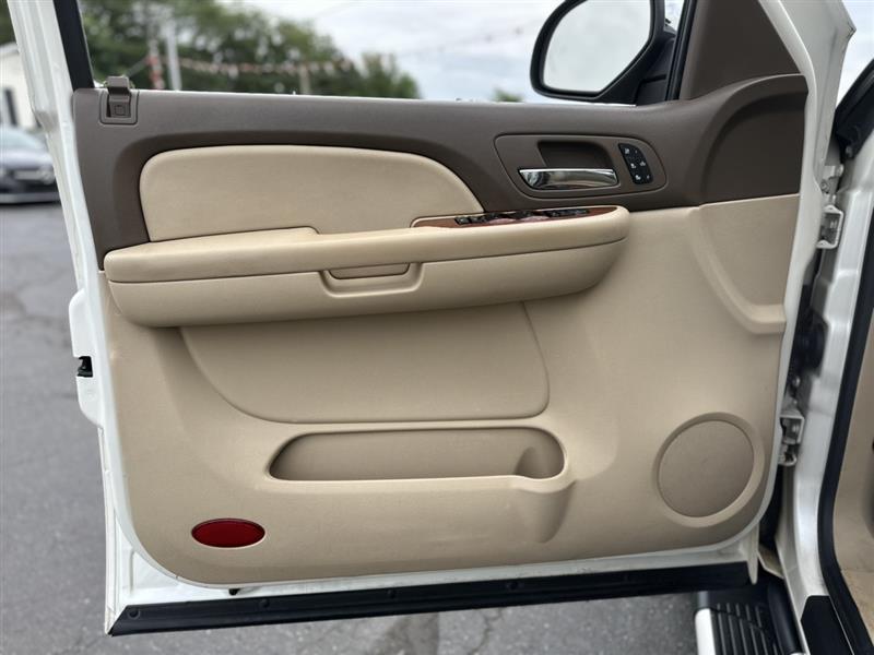 used 2014 Chevrolet Tahoe car, priced at $11,993