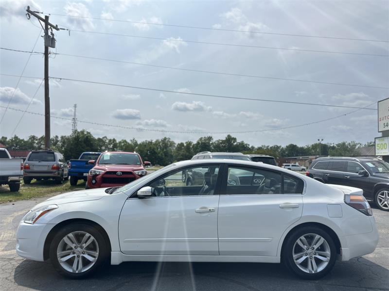 used 2010 Nissan Altima car, priced at $5,492