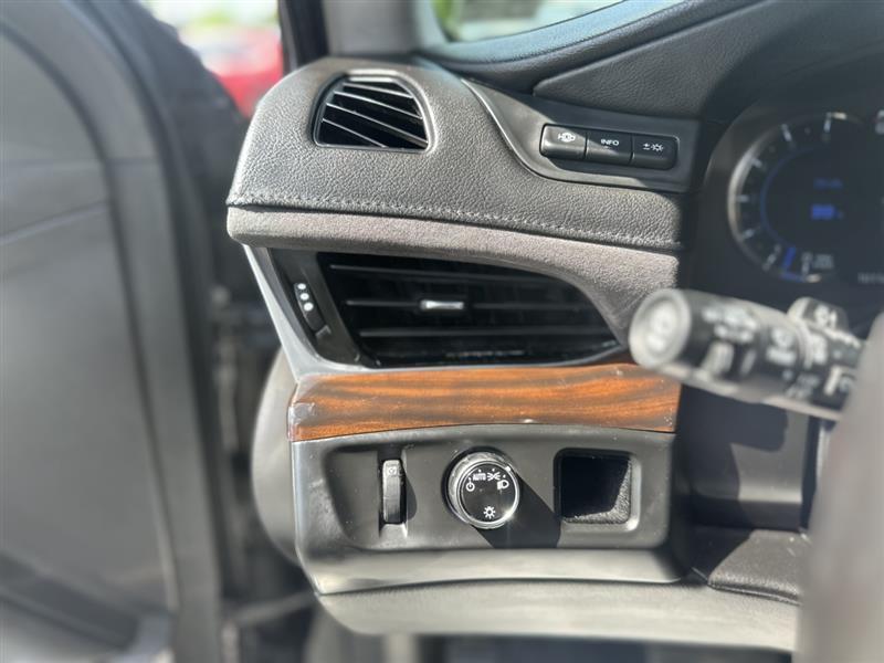 used 2018 Cadillac Escalade ESV car, priced at $17,993