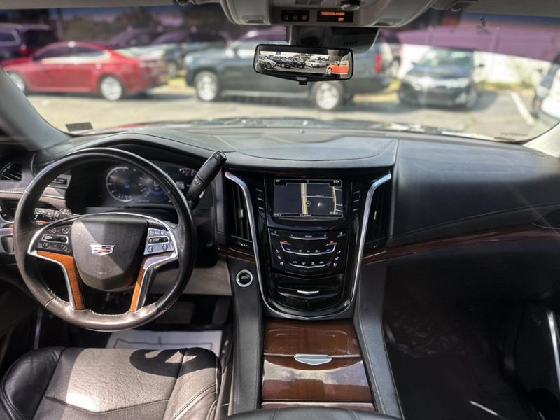 used 2018 Cadillac Escalade ESV car, priced at $17,993