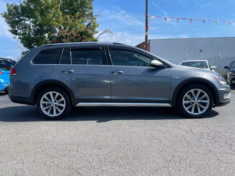 used 2017 Volkswagen Golf Alltrack car, priced at $9,494