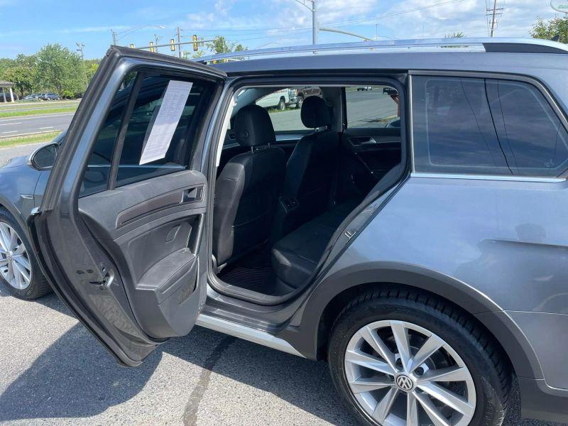 used 2017 Volkswagen Golf Alltrack car, priced at $9,494